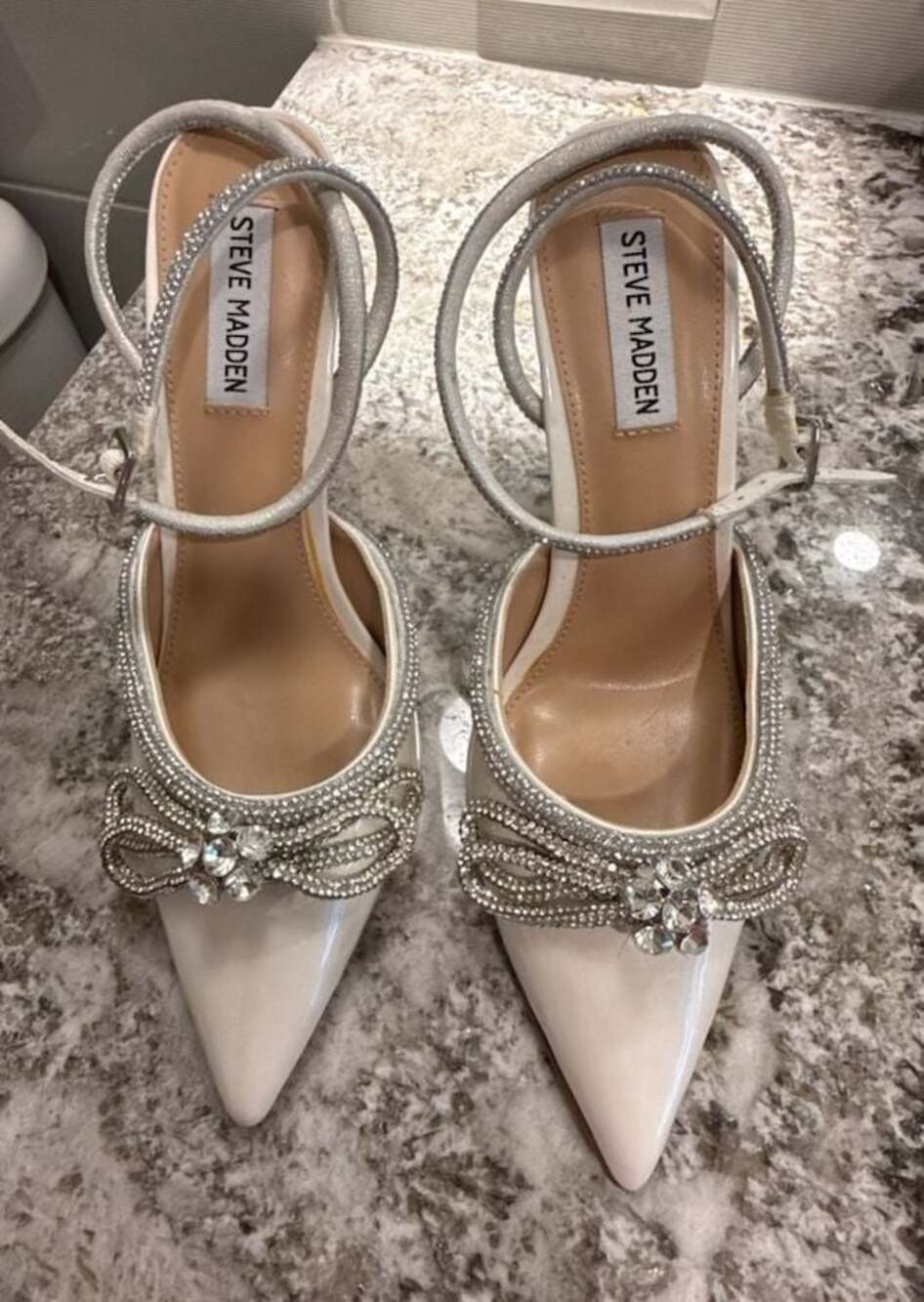 Steve Madden Viable White Rhinestone Bow Ankle Strap Stiletto Heels Size 8.5M